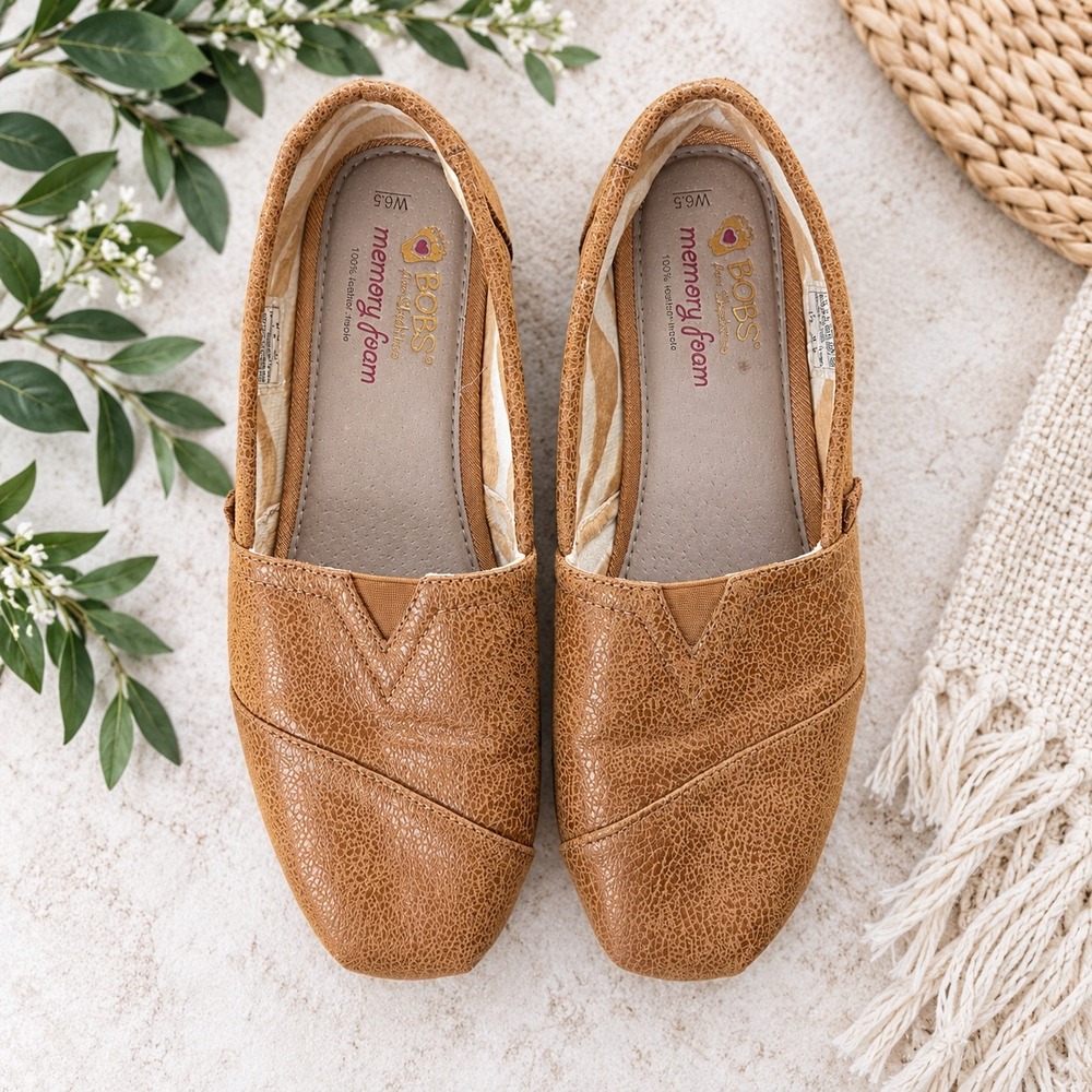 BOBS Skechers Flats Women 6.5 Brown Metallic Slip On Memory Foam 33943 Casual